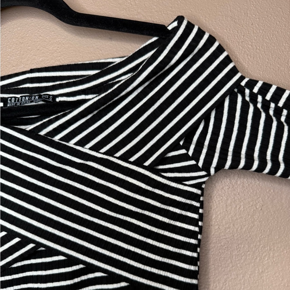 Cotton On Striped Print Ribbed Crossover Long Sleeve Top Size Small Preppy Y2K - Picture 4 of 14